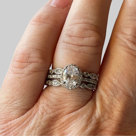 Sterling Wedding Set 3 pieces 2 ct Oval Engagement. So Elegant on you hand! - Picture 12 of 13